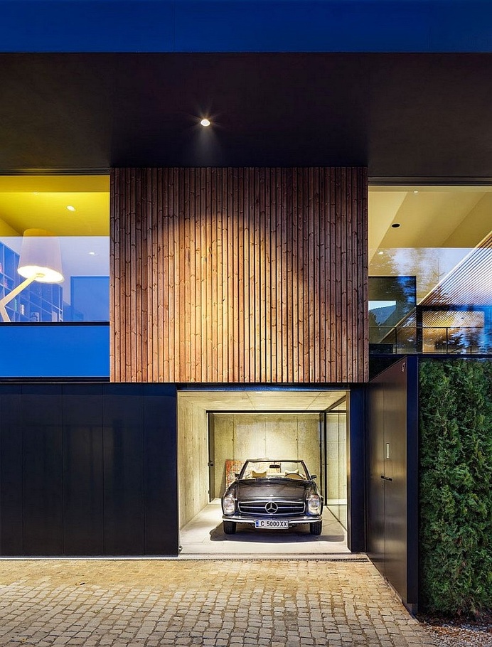 Pagoda House