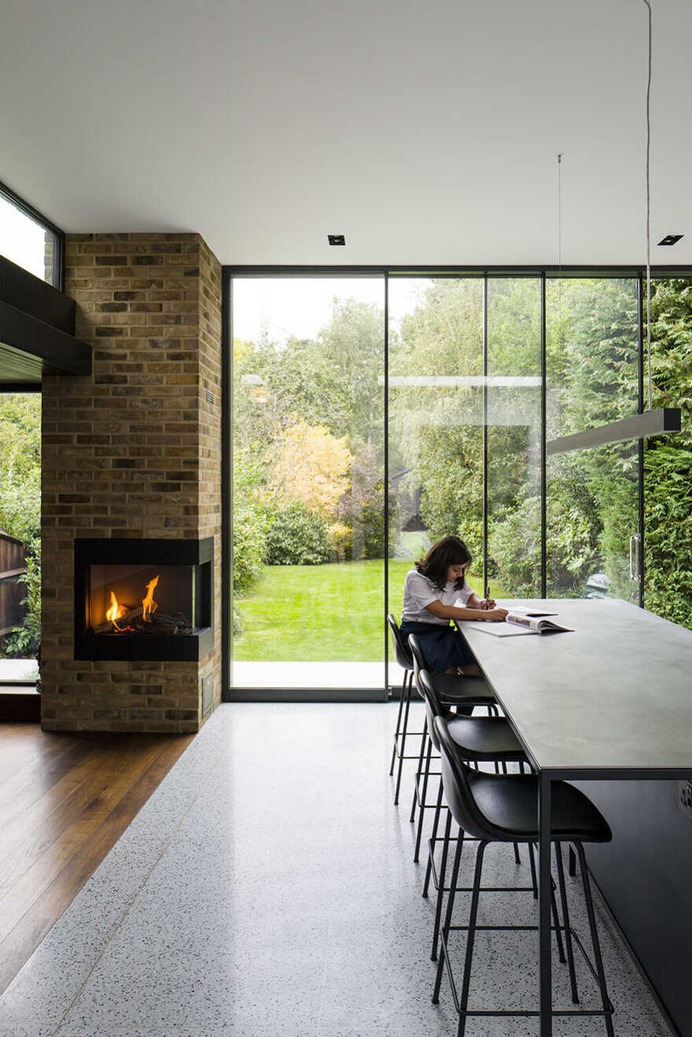 fireplace, dining room, London / Daykin Marshall Studio