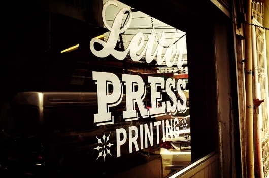 pressacard-mrcup-01.jpg 900×598 pixels #front #shop #nice #vintage #window #style #typography