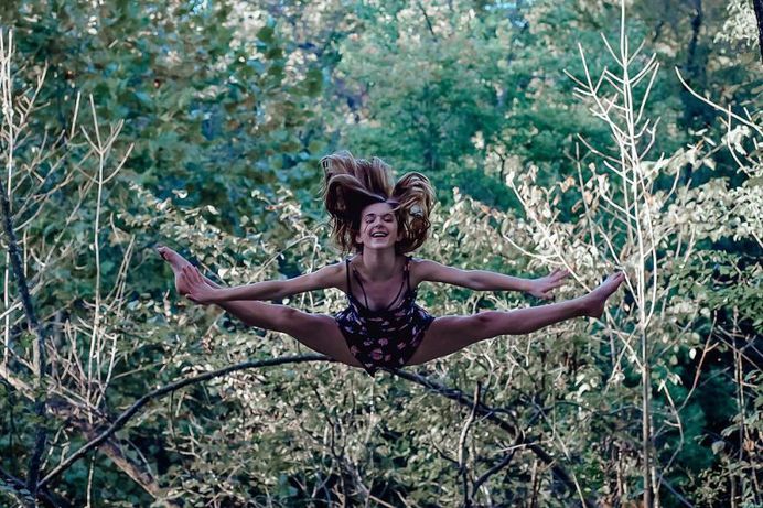 Marvelous Portraits of Ballet Dancers Practicing on The Streets of Dallas