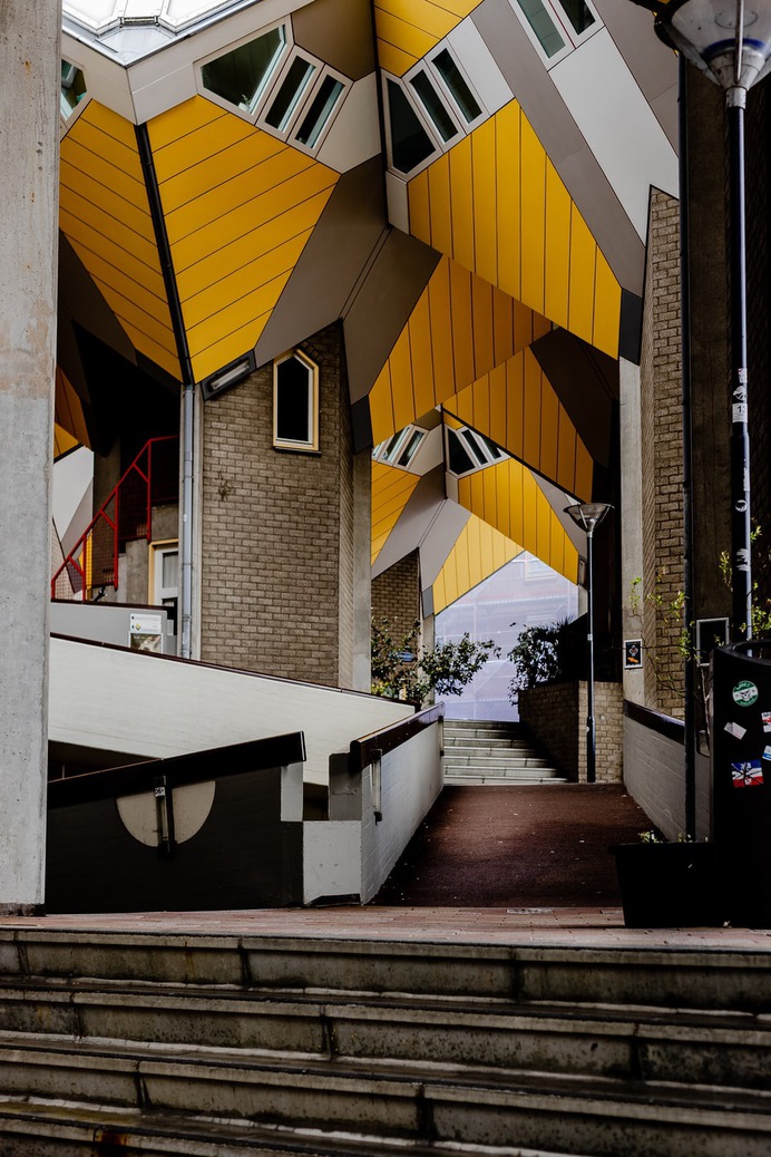 Rotterdam, Nederland – look cube rotterdam