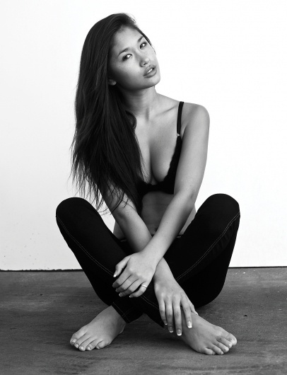Filth Flarn Filth #lips #blackwhite #babe #girl