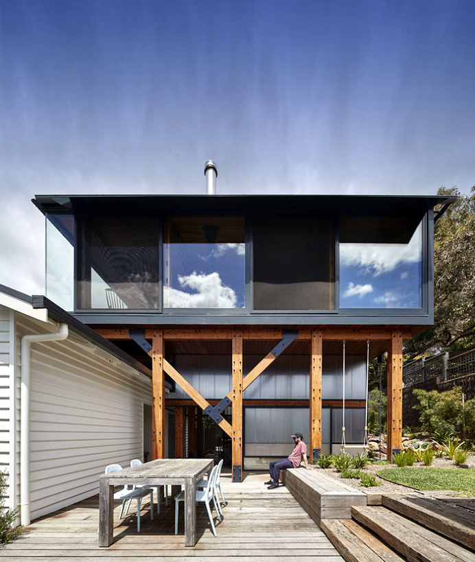Timber Extension on a Beach House by Austin Maynard Architects - InteriorZine