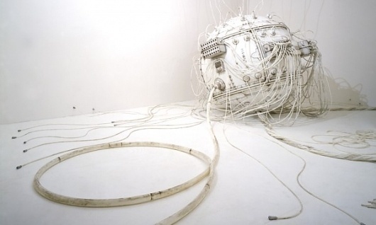 Colossal #sculpture #white #installation #odani #motohiko #art