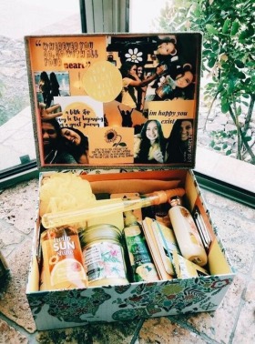 13 Best Valentine's Day Gifts for Him - gift box ideas