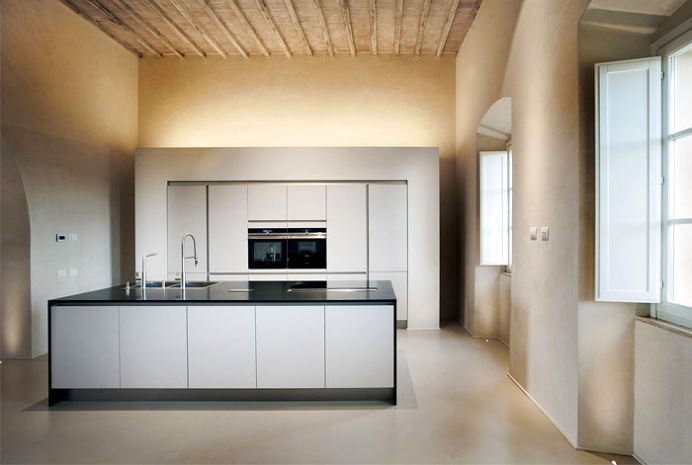 Villa Renovation by CMT Architetti - #architecture, #house, #home, #decor,