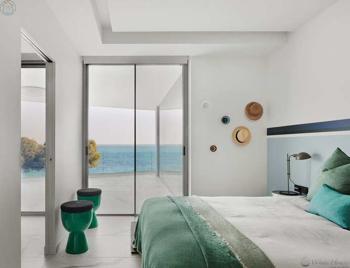 Villa in Costa Dorada, bedroom