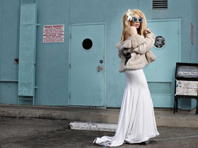Glamour Photography: Drag Queens Around the World by Magnus Hastings