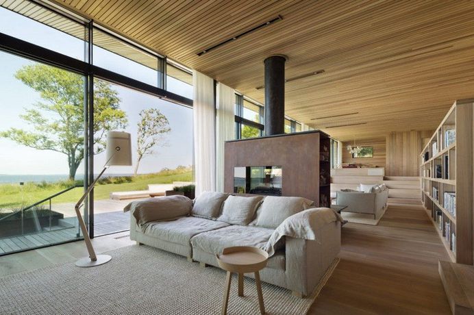 Waterfront Modern Retreat Overlooking Peconic Bay in the Hamptons, Peconis House 7