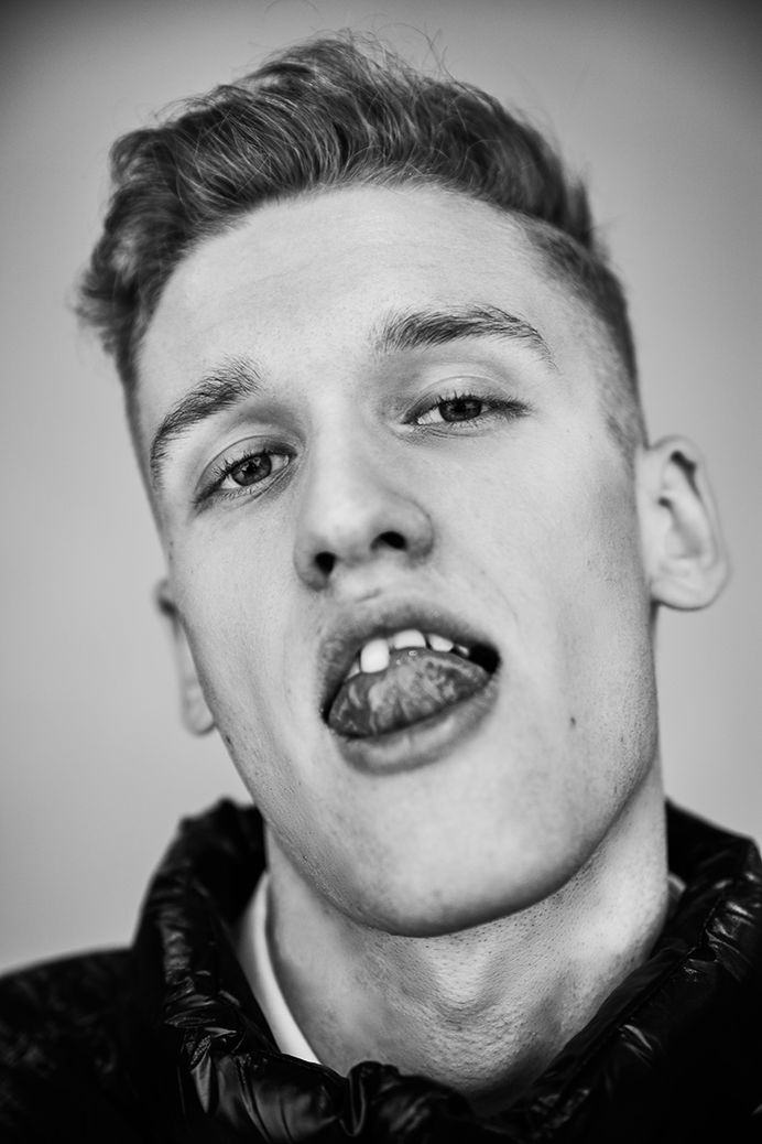 Q&A: Hubert Wojewoda - Fucking Young!