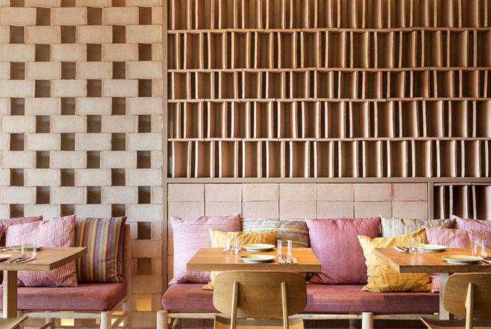 Restaurant Decor with Inspiration from the 60s-70s - InteriorZine