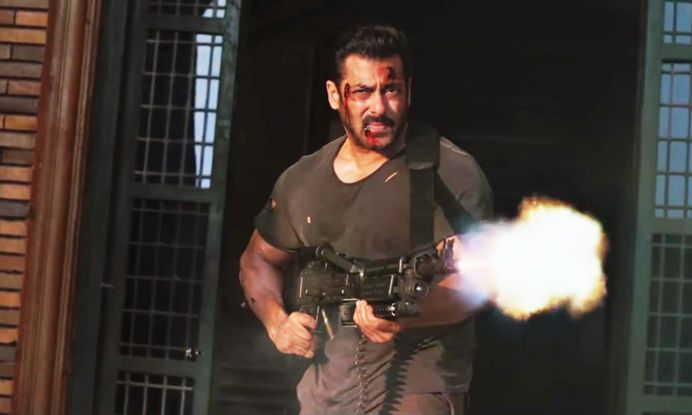 Salman Khan Machine Gun Tiger Zinda Hai Desktop Background