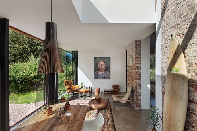 Transformation and Expansion of a Railway House