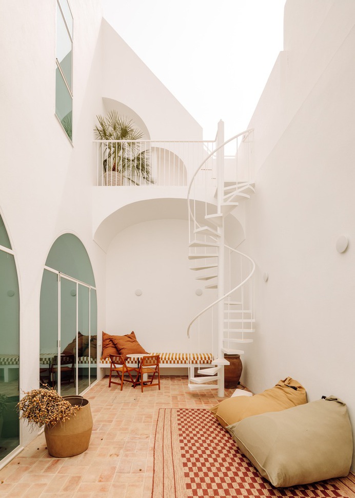 House Two / atelier RUA