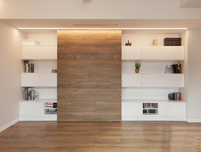 From Industrial Premises to Comfortable Housing in Barcelona by Sincro - InteriorZine
