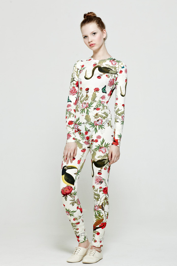 Lesia Paramonova #clothing #pattern #garden #body #illustration #fashion #flowers