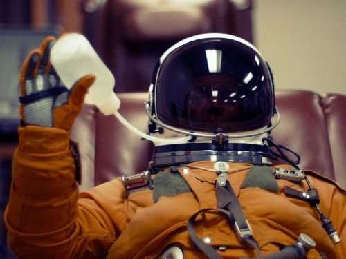 OTAKU GANGSTA #astronaut #drink #helmet #travel #space