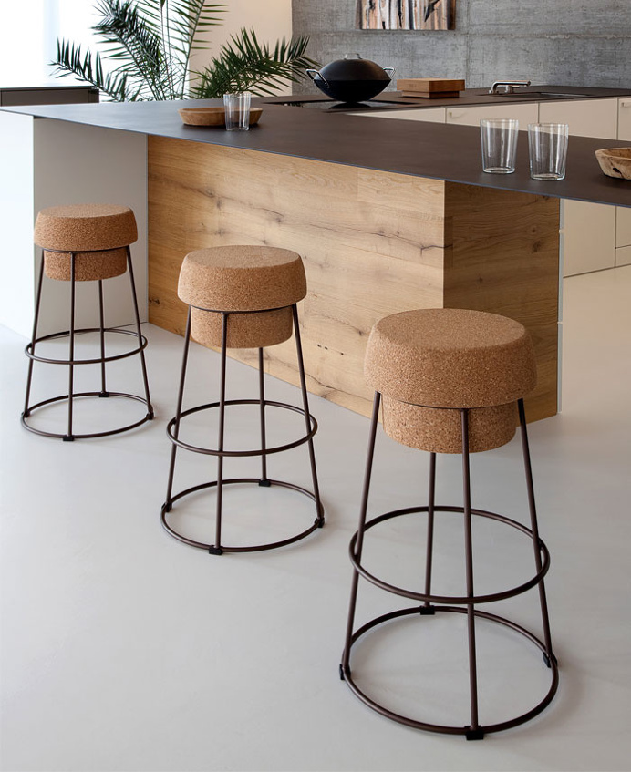 Bouchon Stool by Domitalia - #design, #productdesign, #industrialdesign, #objects
