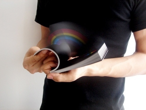 Rainbow In Your Hand: un flipbook 3D #rainbow #book