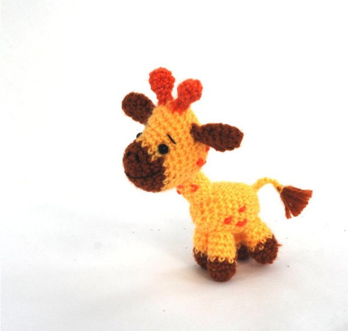 amigurumi giraffe crochet giraffe miniature giraffe toy image 0