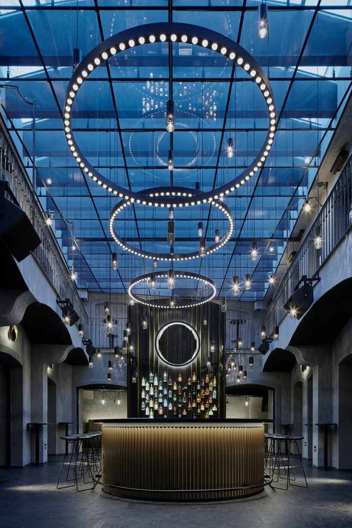 Moon Club / Formafatal and Machar & Teichman