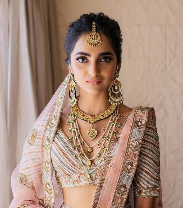 relishing makeup look