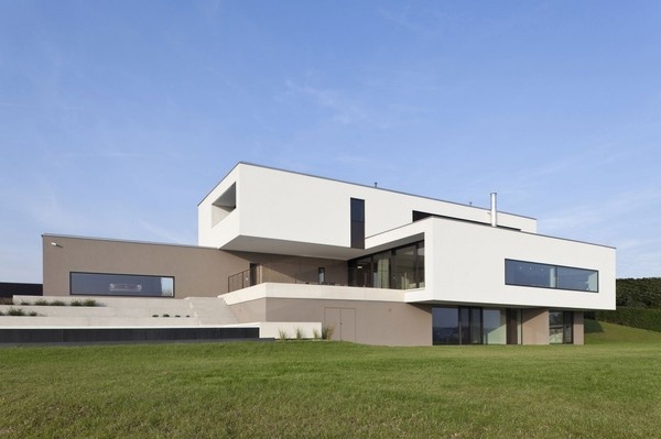 Residence Featuring Stacked Layers Feels Neat and Tidy: House P in Austria #architecture