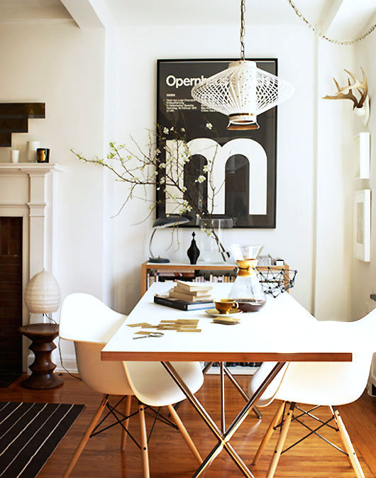 Poster & Table #interior #design #decor #deco #decoration