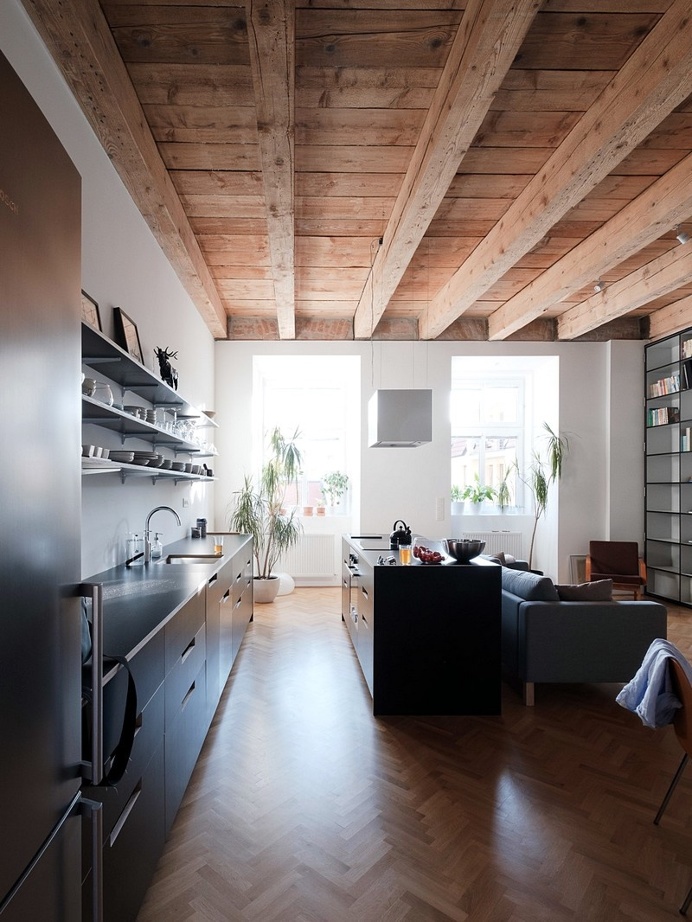 100 sqm Apartment Designed in a Former Monastery / JRKVC Architects