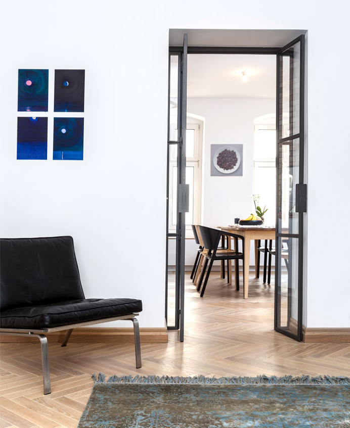 Brew Box by Itay Friedman Architects