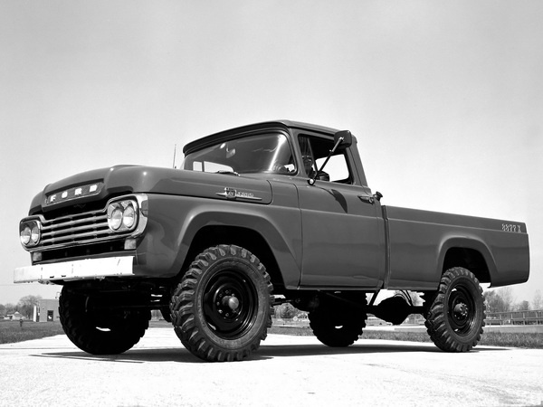 Zoom Photo #truck #old #white #off #photo #black #road