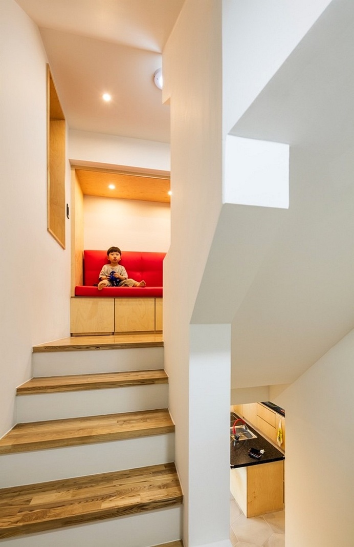 Busan Times House by Moon Hoon / Korea