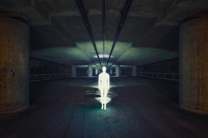 Homolux: Severin Ettlin Emulates the Mystery of Light