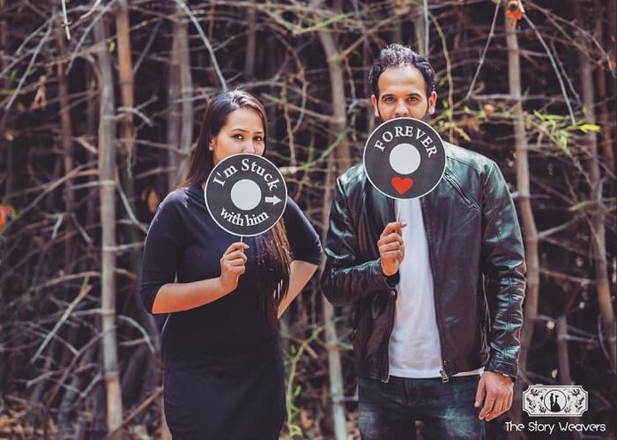 40 'Fun'-tastic Prewedding Photoshoot Prop Ideas