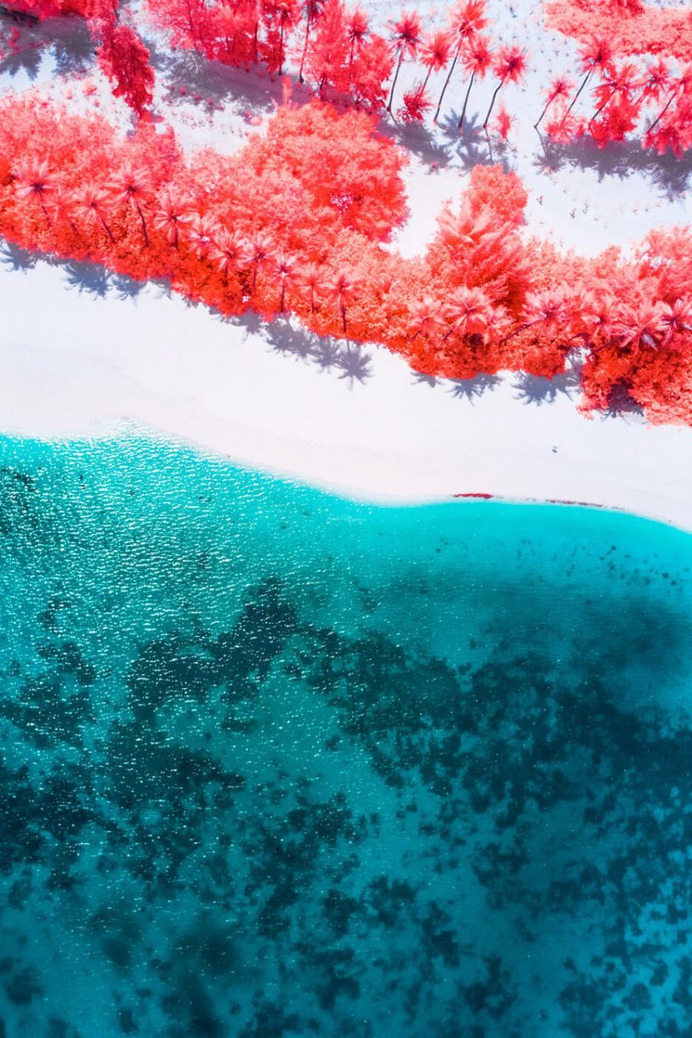 The Maldives Infraland: Drone Photography by Paolo Pettigiani