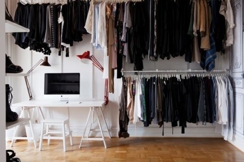 tumblr_lr5l0dw6211qzh0vno1_500.jpg (500×333) #interior #white #wardrobe #homes