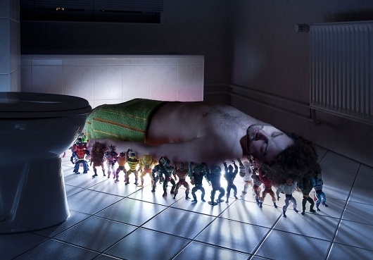 GEORG·SCHROEDER FOTOGRAFIE #man #toys #photography #bathroom