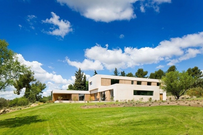 MaisonA in Aix-en-Provence, France / Pietri Architectes