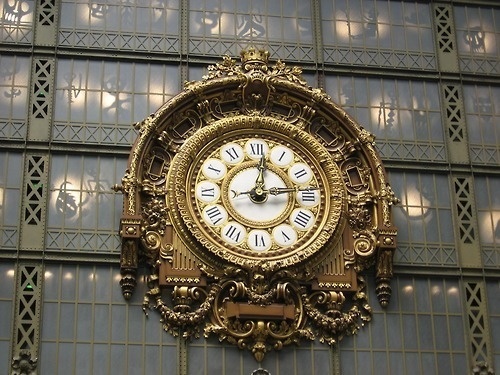 I'M NOT WORDY #clock #ornate