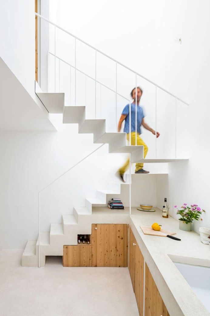 Small Fisherman's House in Toulon Transformed into a Bright Family Home 3