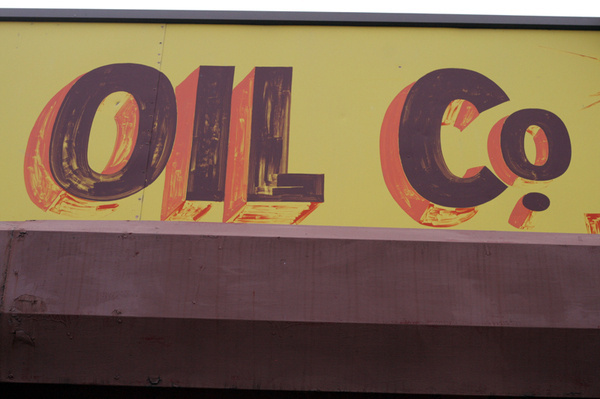 http://www.vernaculartypography.com/files/gimgs/16_mollywoodwardtypographyhp251.jpg #sign painting