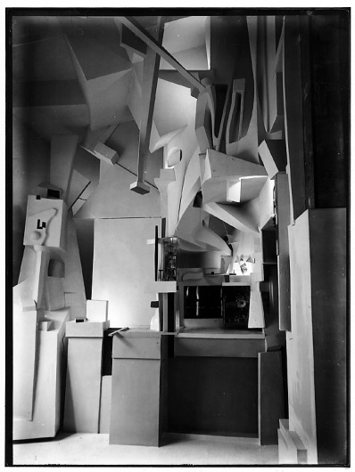WOUND ROSES ROSES BLEED: A KURT SCRIPT FOR READING KURT SCHWITTERS « VerySmallKitchen #schwitters #kurt