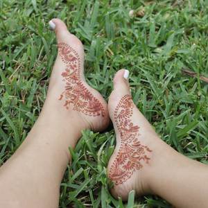Bachelorette Henna Party All-In-One Kit Bachelorettes and brides-to-be just love our henna party kit! We have included everything you'll need for a girls night full of fun and body art creations.