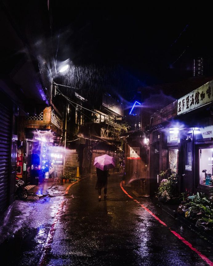 Beautiful Moody Street Photography by Dave Krugman