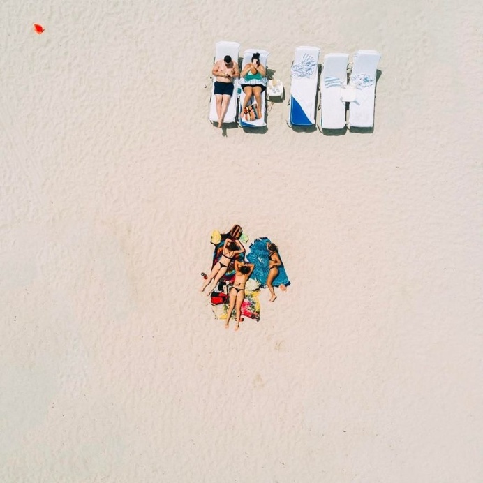 Beachscapes of Miami: Minimalist and Colorful Drone Photography by Luis Aguilera