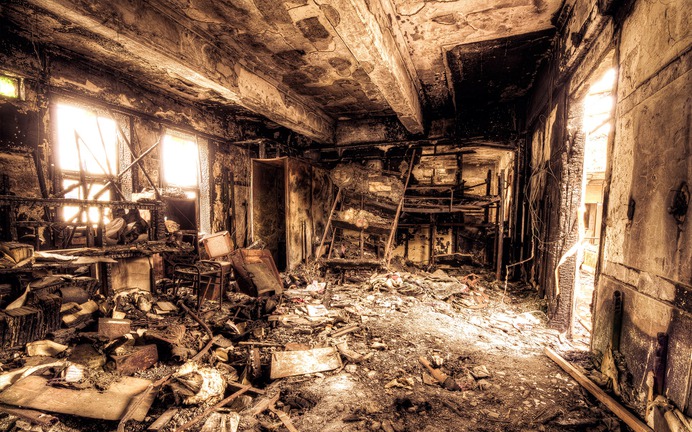 "3 Deaths 1 Cigarette" by Yuki Iwaoka #Photography #HDR #Wallpaper #Landscape