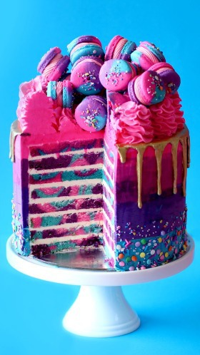 Highway Unicorn Cake - cakes