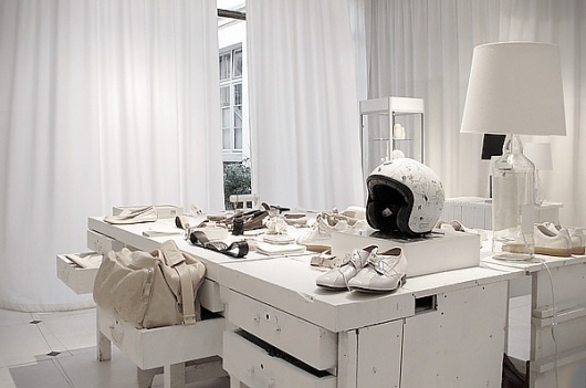 Très Bien Shop | High-end mixed with that rugged appeal - Visvim, Comme, Dries, A.P.C., Junya, RRL and more... #interior #design #fashion