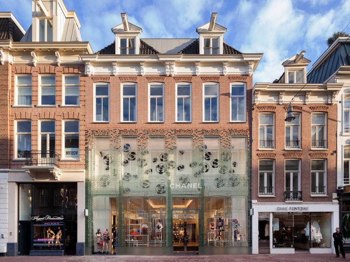 Building made of glass bricks in Amsterdam - INSIDER
