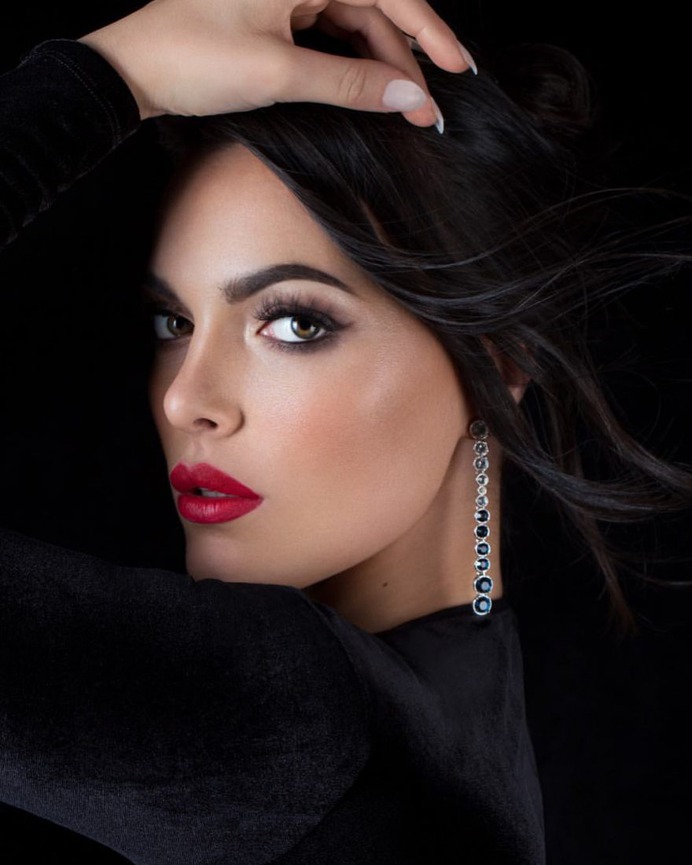 Vibrant Fashion and Beauty Photography by Tracey Lea